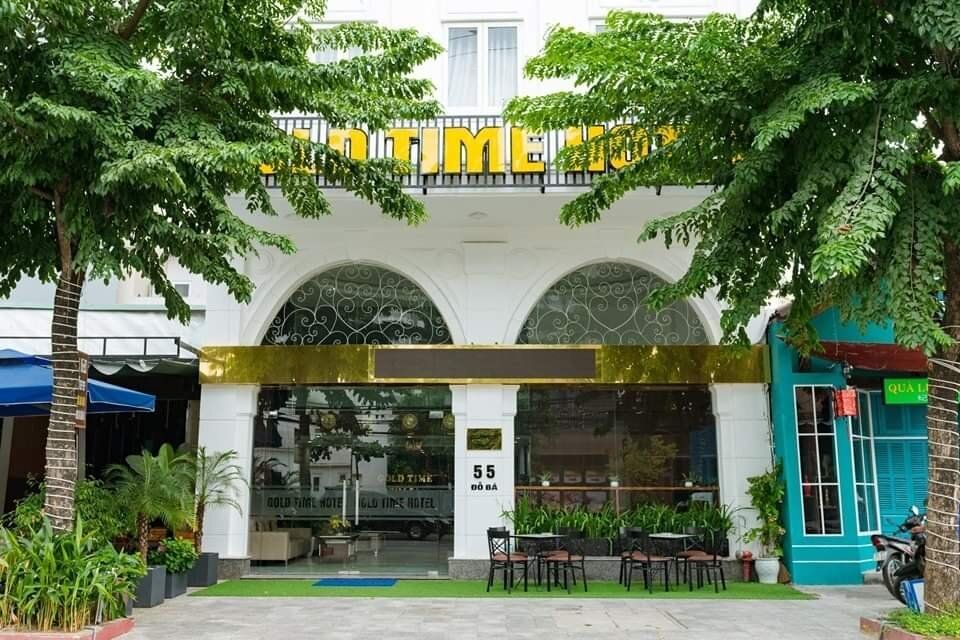 Review Gold Time Hotel Đà Nẵng: Khách sạn 3 sao gần biển Mỹ Khê, giá hợp lý