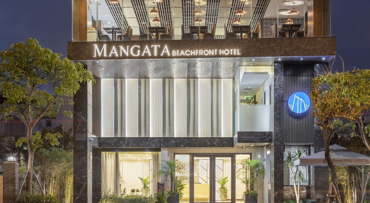 Review Mangata Beachfront Hotel: khách sạn 4 sao bên biển Mỹ Khê Đà Nẵng