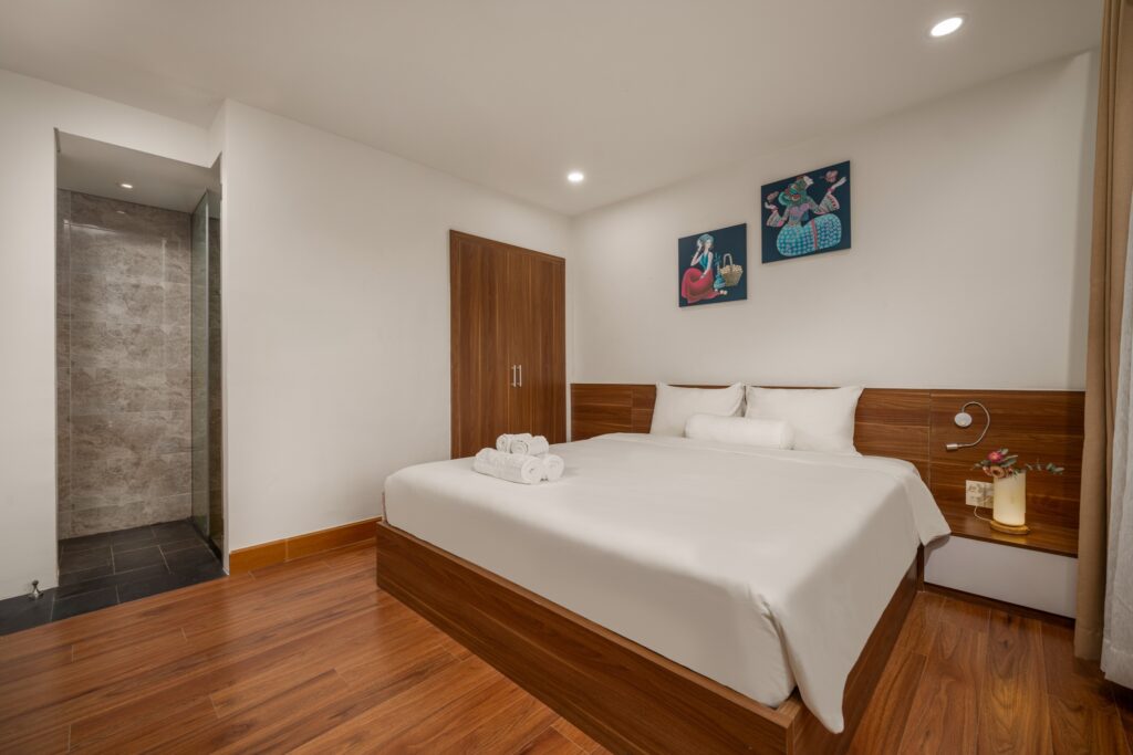 Rest Hotel: Điểm Dừng Chân Đẳng Cấp Cho Gia Đình Của Bạn