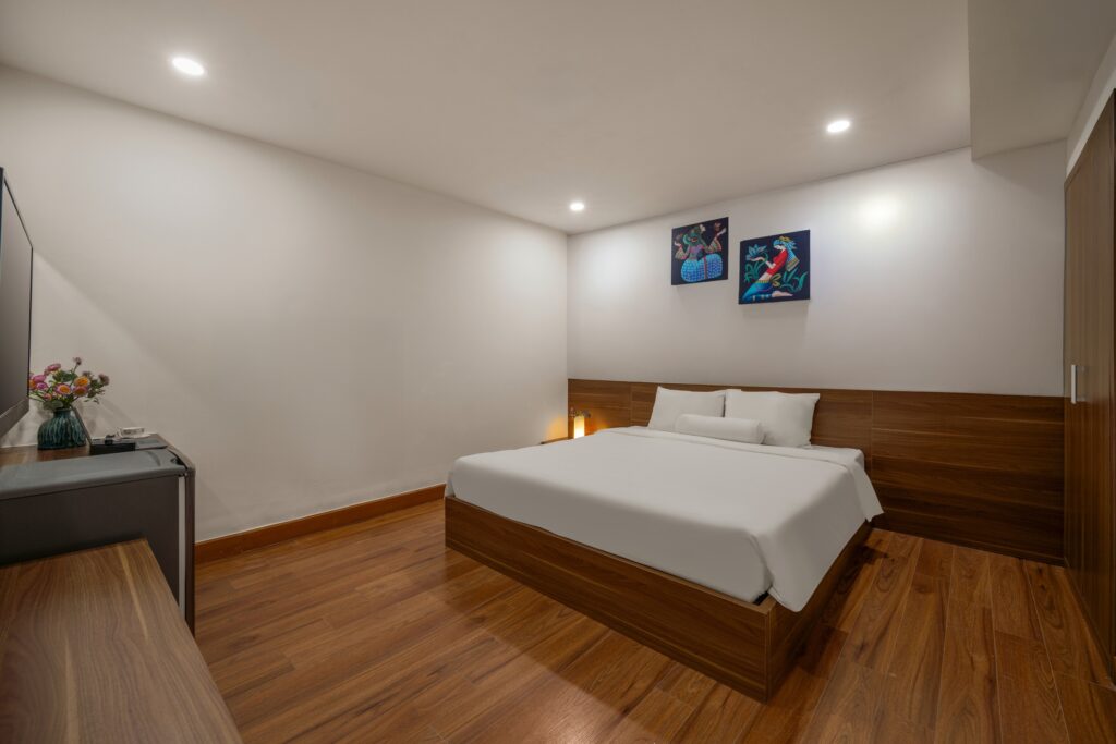 Rest Hotel: Điểm Dừng Chân Đẳng Cấp Cho Gia Đình Của Bạn