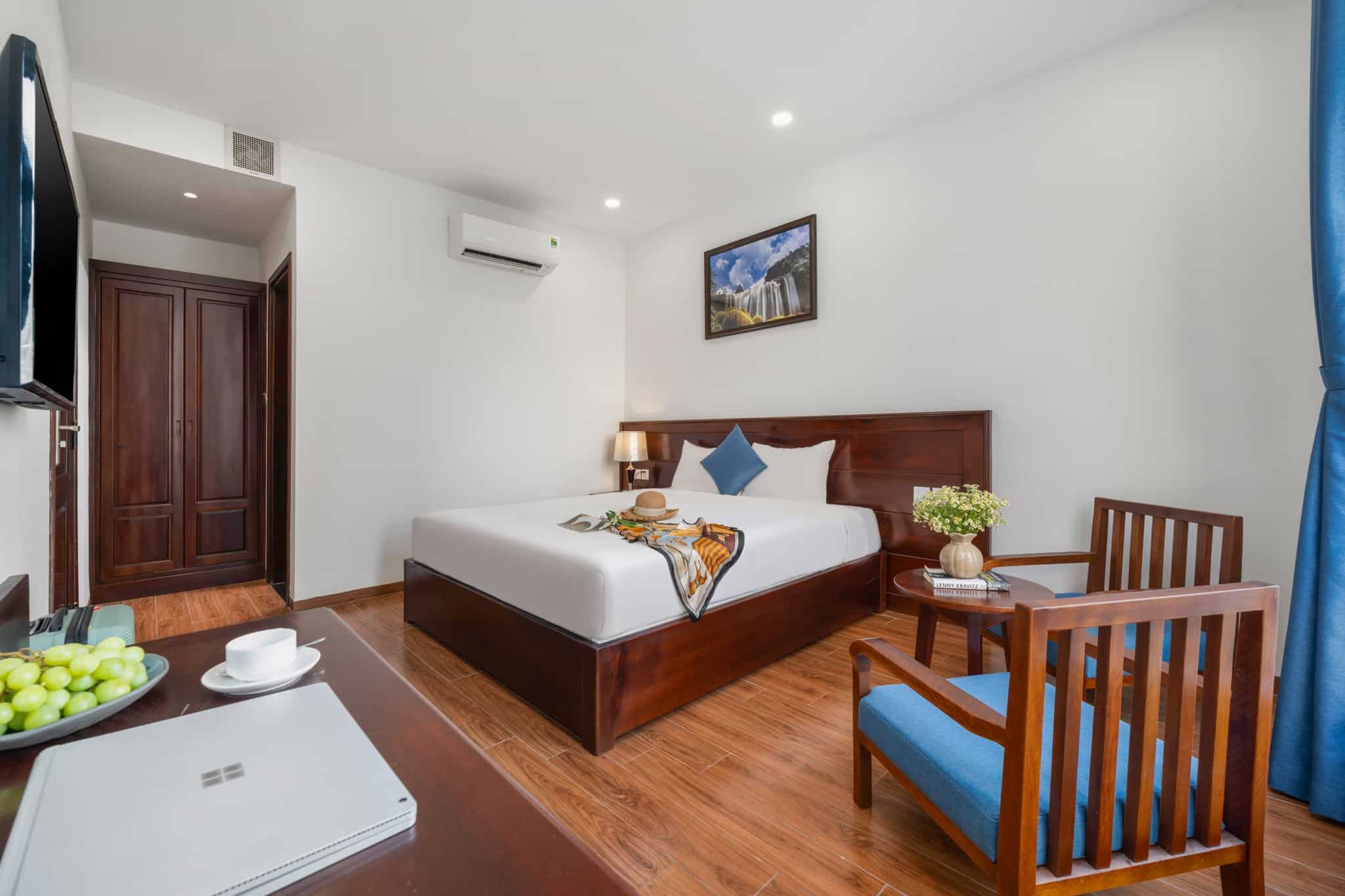 Khách Sạn Đường Hồ Xuân Hương Đà Nẵng: Khám Phá “Trục Vàng” Du Lịch Đà Nẵng