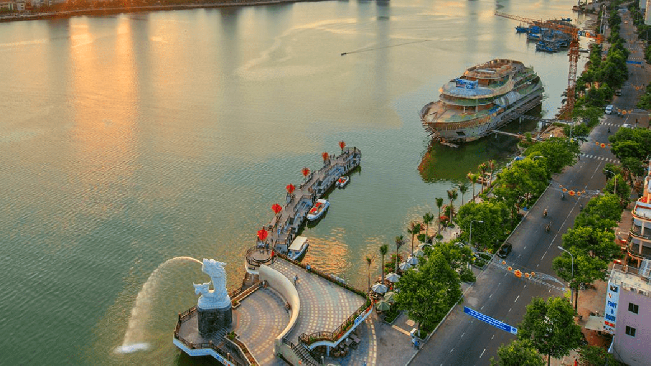 Cầu tình yêu Đà Nẵng – Hành trình khám phá vẻ đẹp lãng mạn