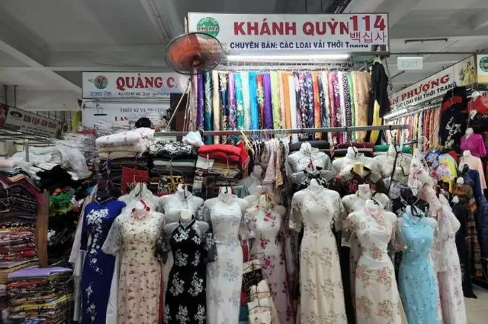 Chợ Hàn Đà Nẵng – Hành Trình Khám Phá Văn Hóa và Ẩm Thực Cùng Sunflower Hotel