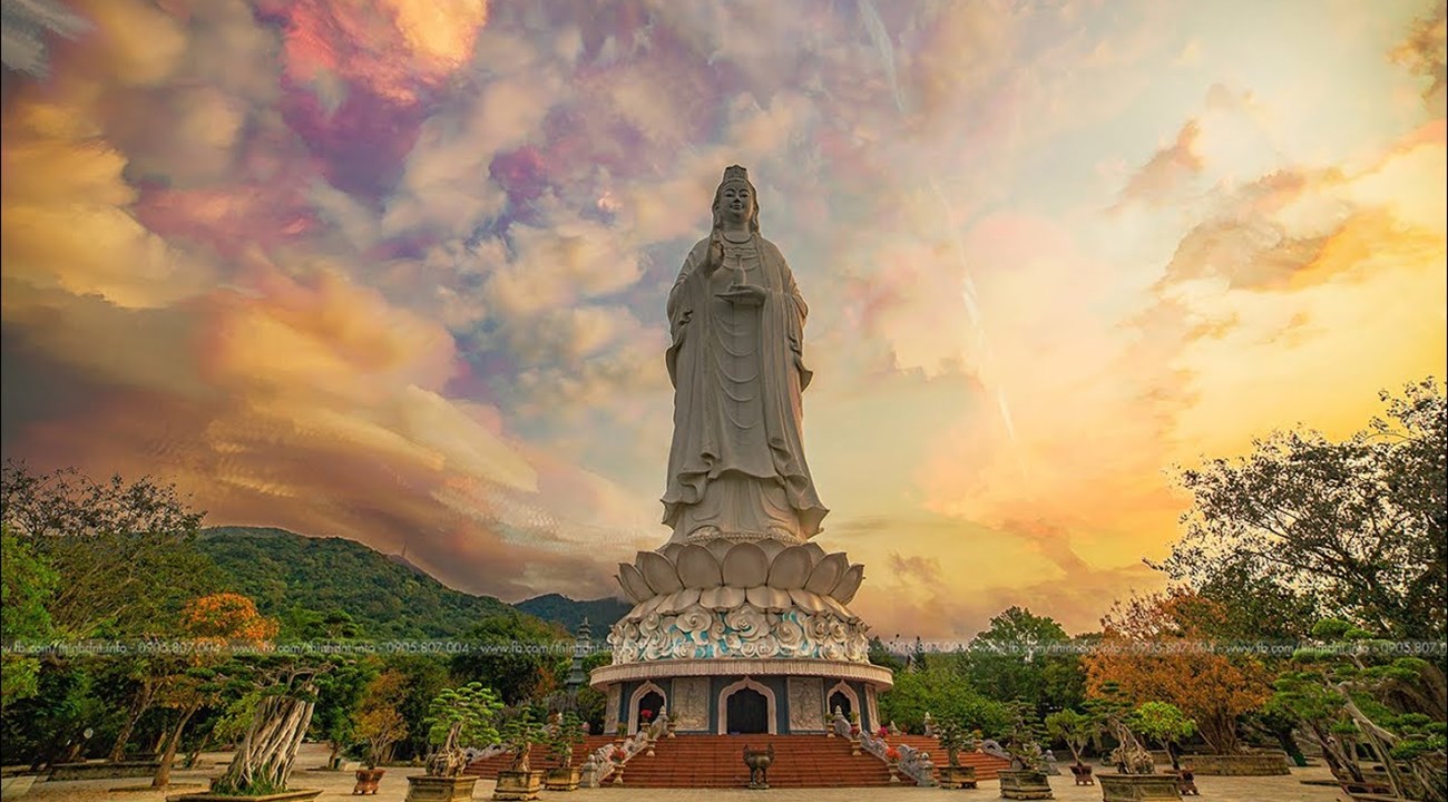 Chùa Linh Ứng ở đảo Sơn Trà: Khám phá tuyệt tác tâm linh và cảnh sắc biển trời