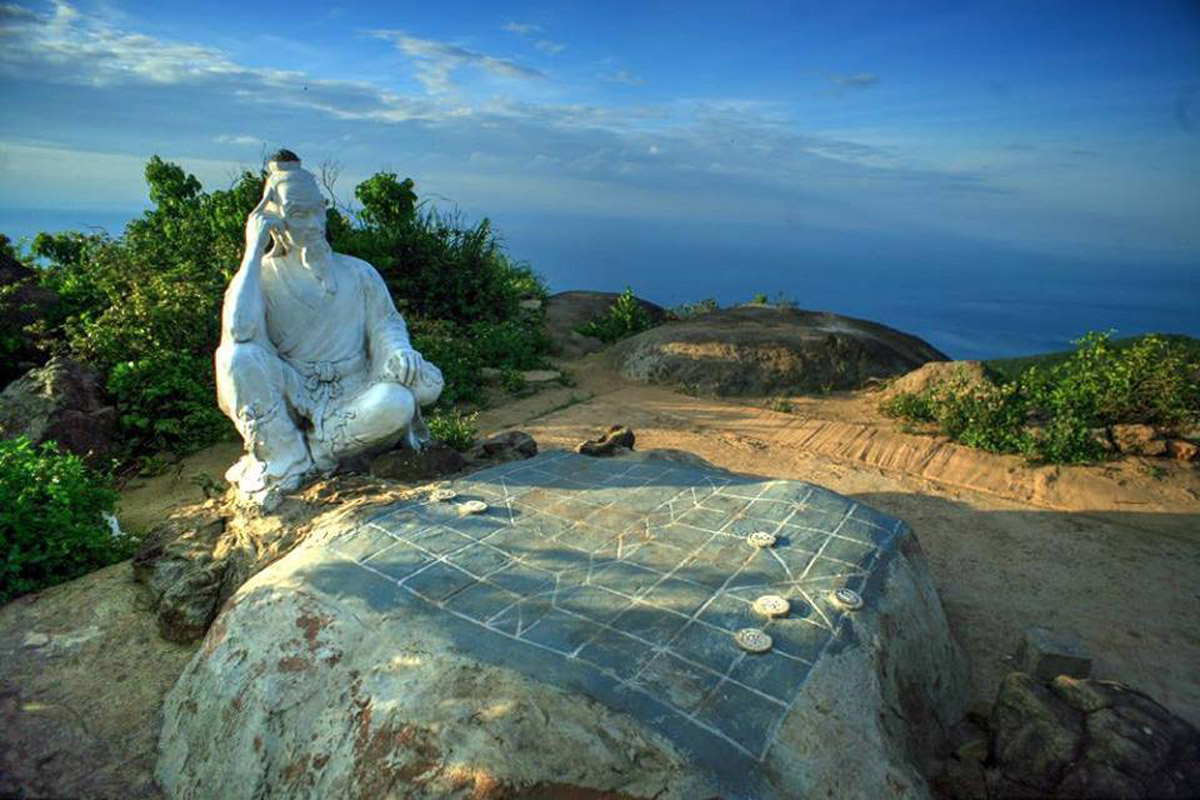 Đỉnh Bàn Cờ – Viên Ngọc Du Lịch Đà Nẵng Đầy Lôi Cuốn