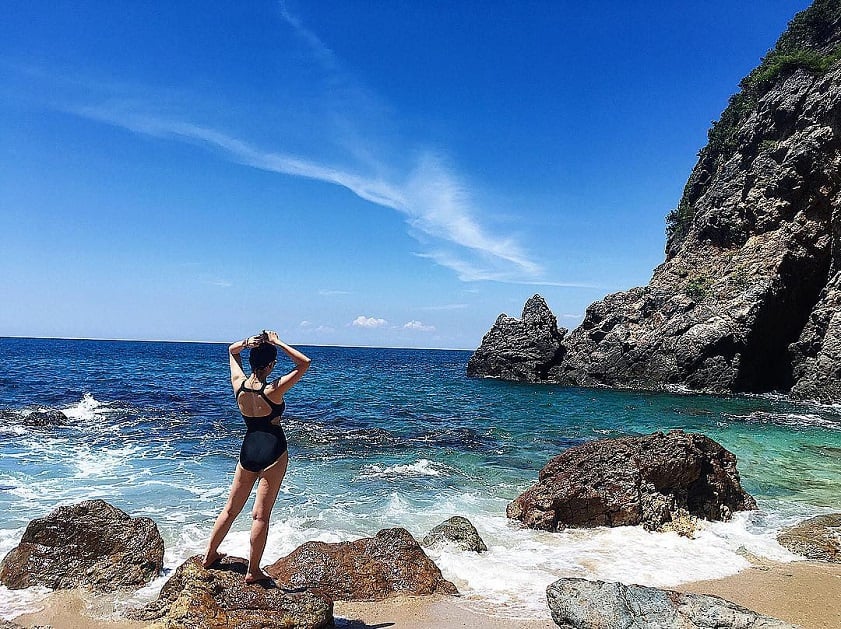 Ghềnh Bàng: Địa Điểm Du Lịch Hoang Sơ Đẹp Nhất Sơn Trà Đà Nẵng