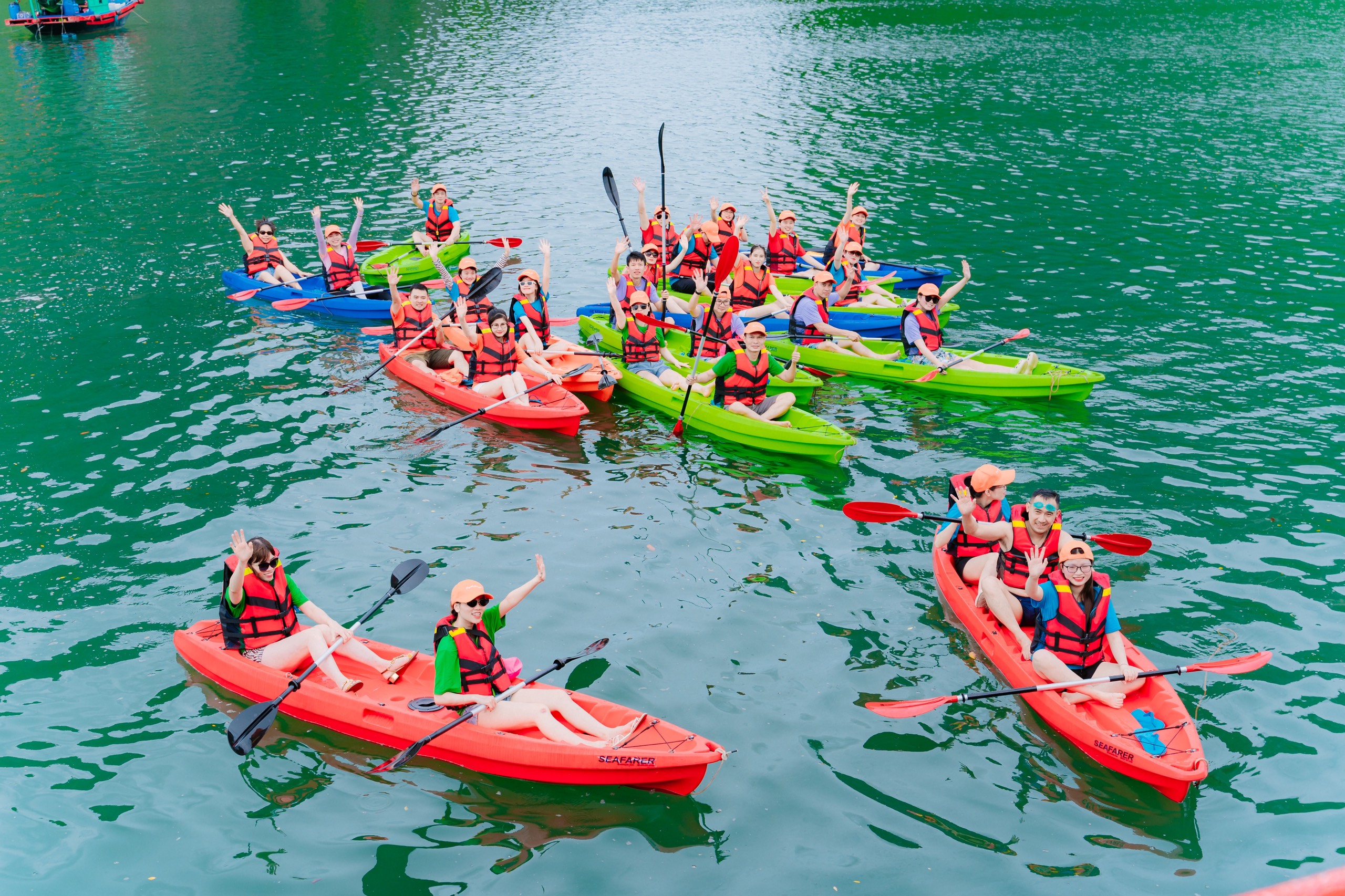 Hồ Đồng Xanh Đồng Nghệ: Khám Phá Tuyệt Tác Thiên Nhiên Đà Nẵng