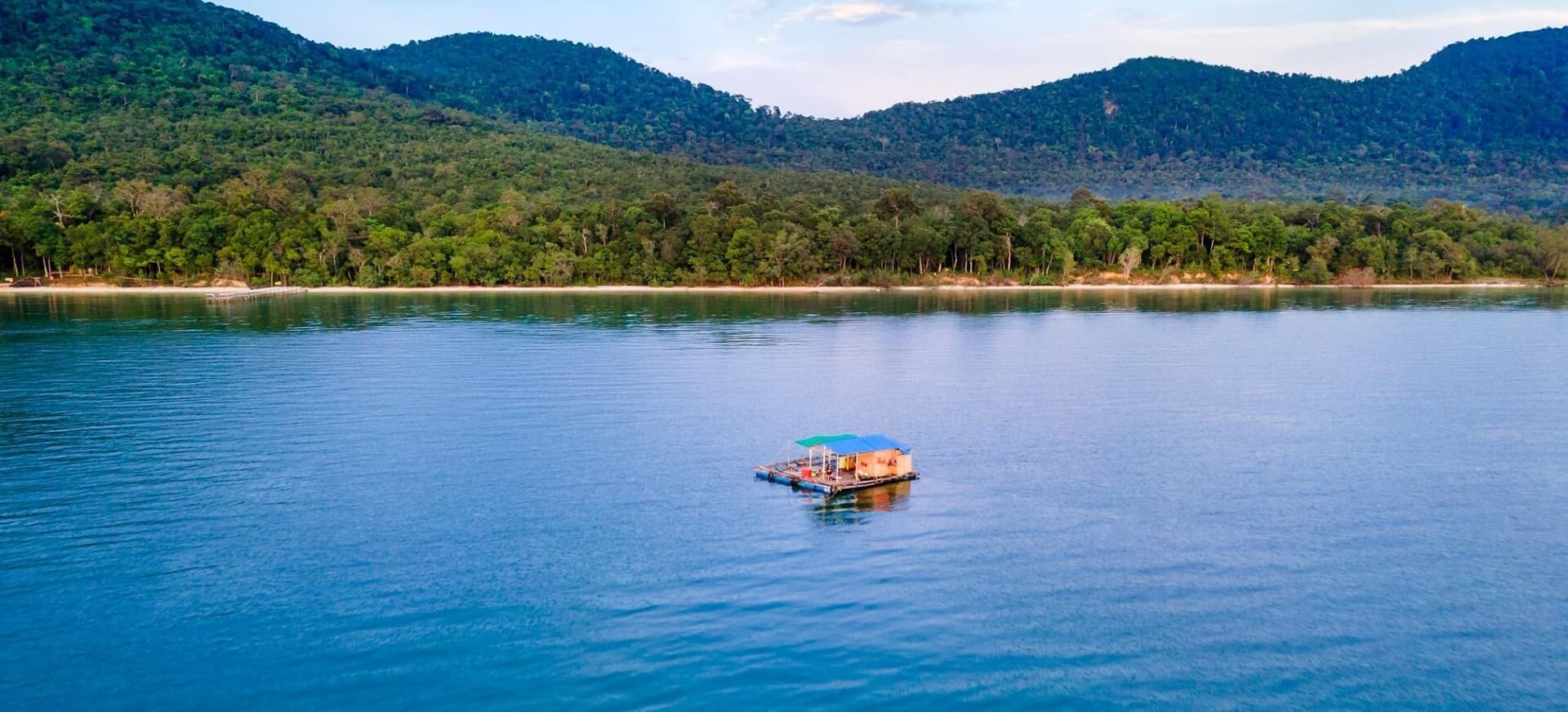 Hồ Đồng Xanh Đồng Nghệ: Khám Phá Tuyệt Tác Thiên Nhiên Đà Nẵng