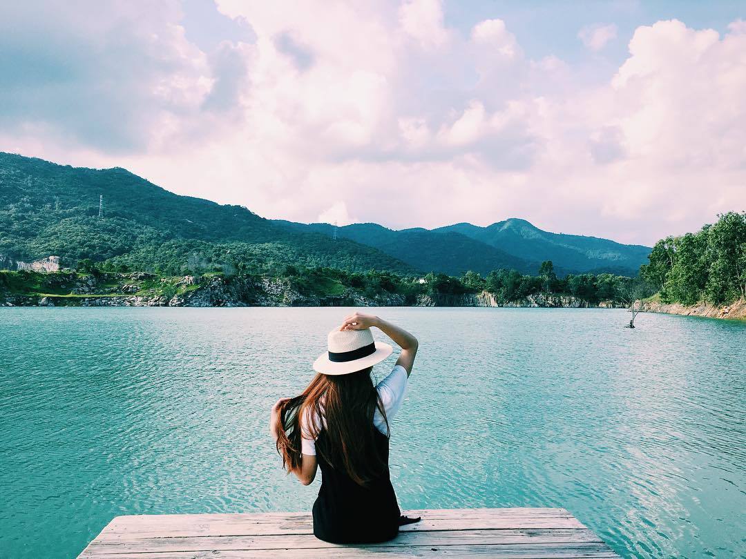 Hồ Xanh: Điểm Sáng Du Lịch Đà Nẵng Với Vẻ Đẹp Huyền Diệu