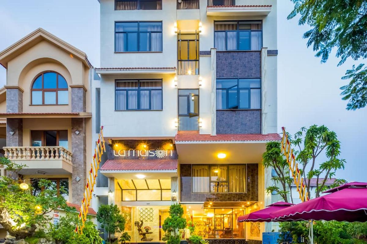 Khách sạn 3 sao gần biển Mỹ Khê Đà Nẵng – Khám phá lựa chọn lý tưởng cùng Sunflower Hotel