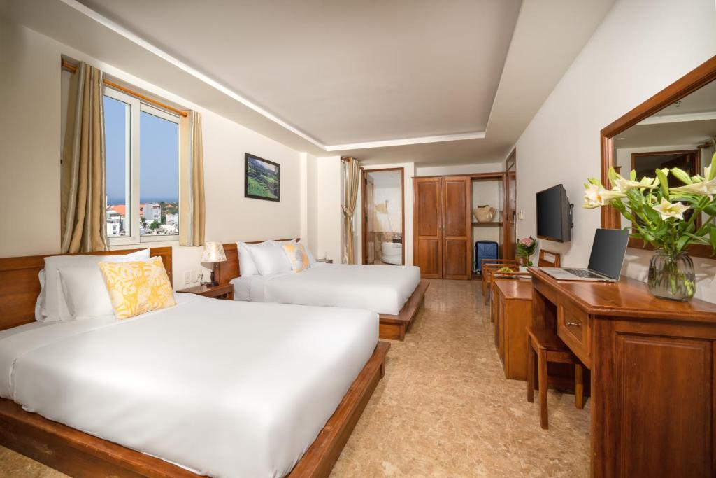 Khách Sạn Đường Hồ Xuân Hương Đà Nẵng: Khám Phá “Trục Vàng” Du Lịch Đà Nẵng