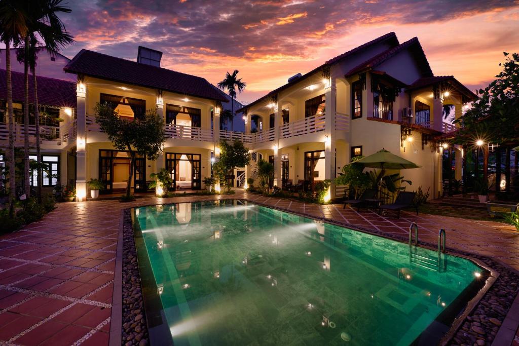 Khách Sạn Đường Nguyễn Tri Phương Đà Nẵng: Cửa Ngõ Vàng Cho Mọi Hành Trình