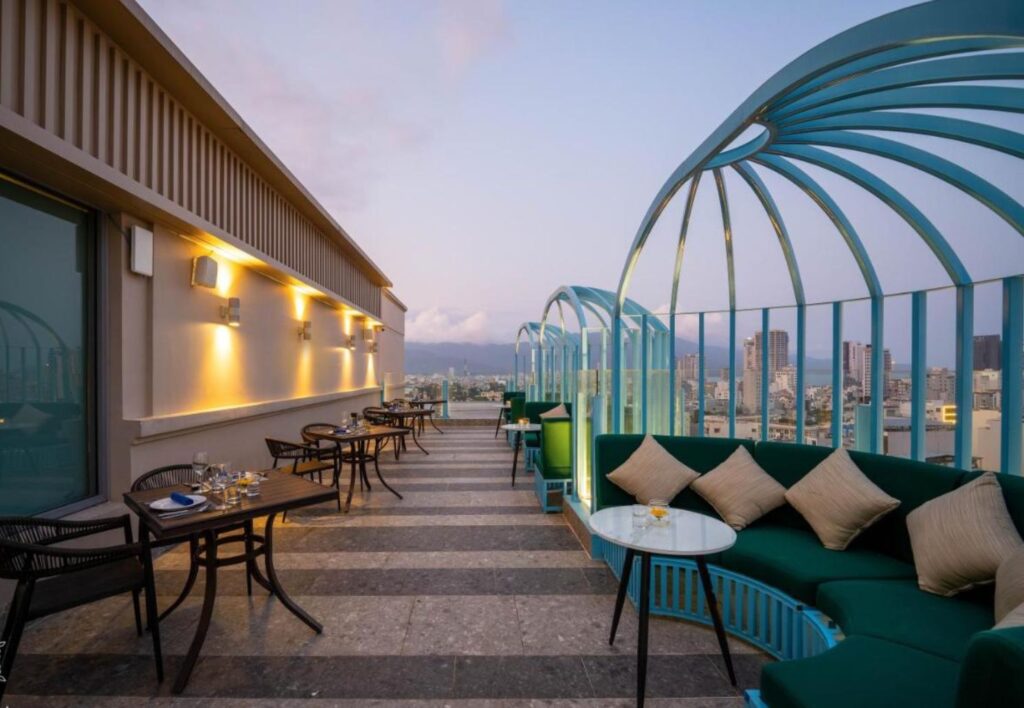 Khách Sạn Đường Phạm Văn Đồng Đà Nẵng: Khám Phá Những Không Gian Lưu Trú Tuyệt Vời Bên Biển