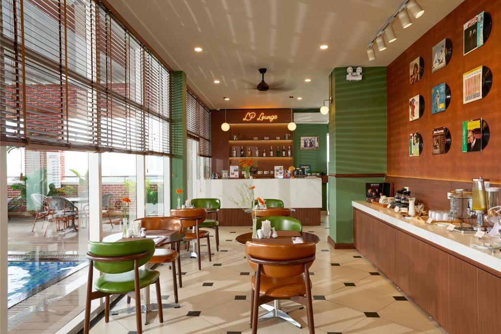 Khách sạn gần bệnh viện mắt Đà Nẵng: Toplist lưu trú lý tưởng cho chuyến đi thuận tiện