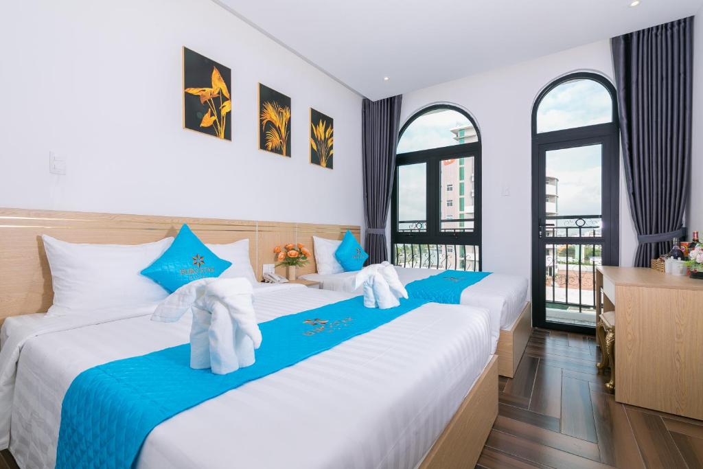 Khách sạn gần cầu Tình Yêu Đà Nẵng: Chọn lựa lý tưởng cho chuyến du lịch hoàn hảo