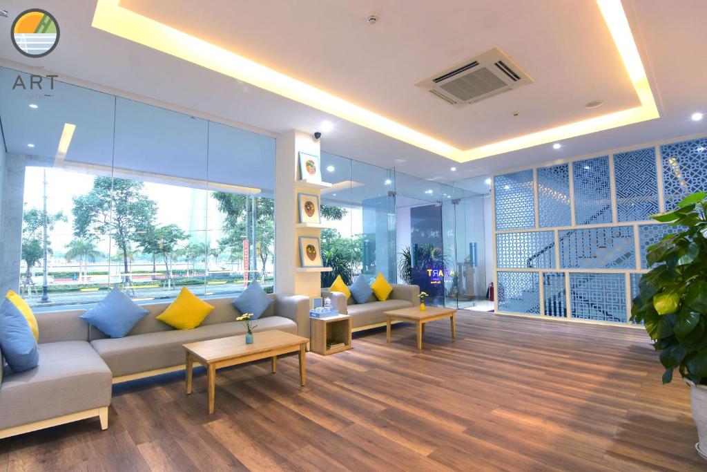 Khách sạn gần cầu Tình Yêu Đà Nẵng: Chọn lựa lý tưởng cho chuyến du lịch hoàn hảo