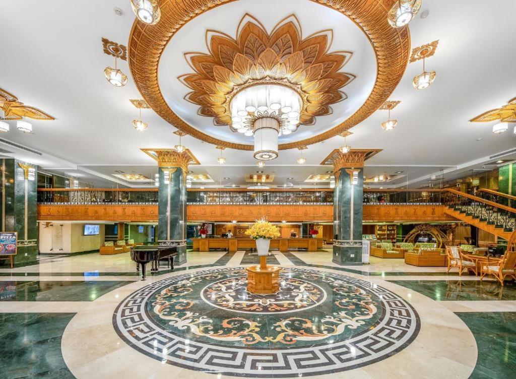 Khách Sạn Gần Đường Bạch Đằng Đà Nẵng: Top Địa Điểm Lưu Trú Được Yêu Thích Cho Kỳ Nghỉ Đẳng Cấp