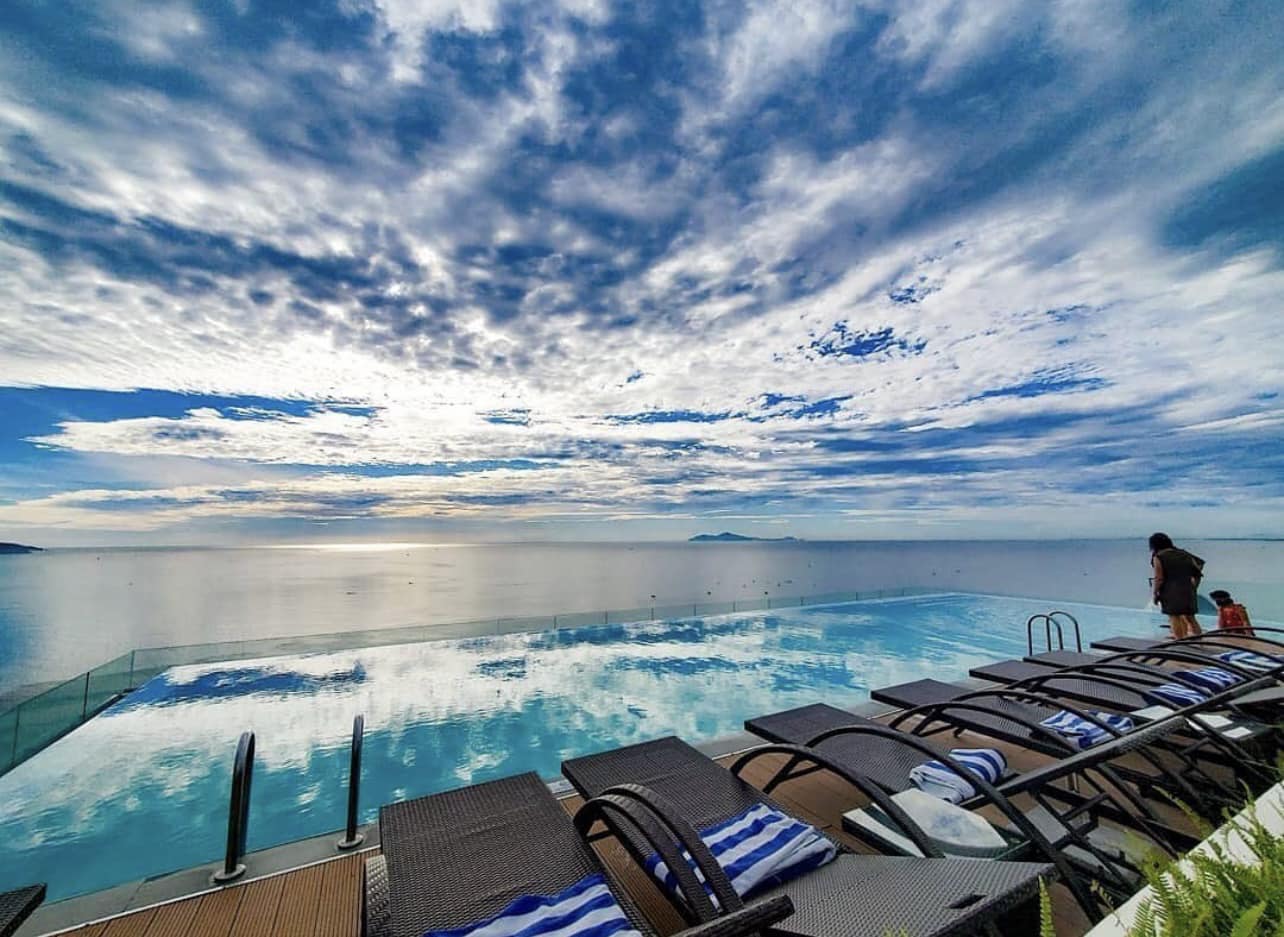 Khách sạn gần mặt biển Mỹ Khê Đà Nẵng: Hành trình trải nghiệm nghỉ dưỡng đẳng cấp cùng Sunflower Hotel