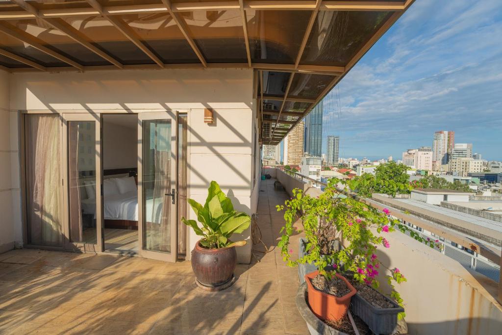 Top 15 Khách sạn gần chợ Hàn Đà Nẵng: Lựa chọn lưu trú lý tưởng cho kỳ nghỉ hoàn hảo