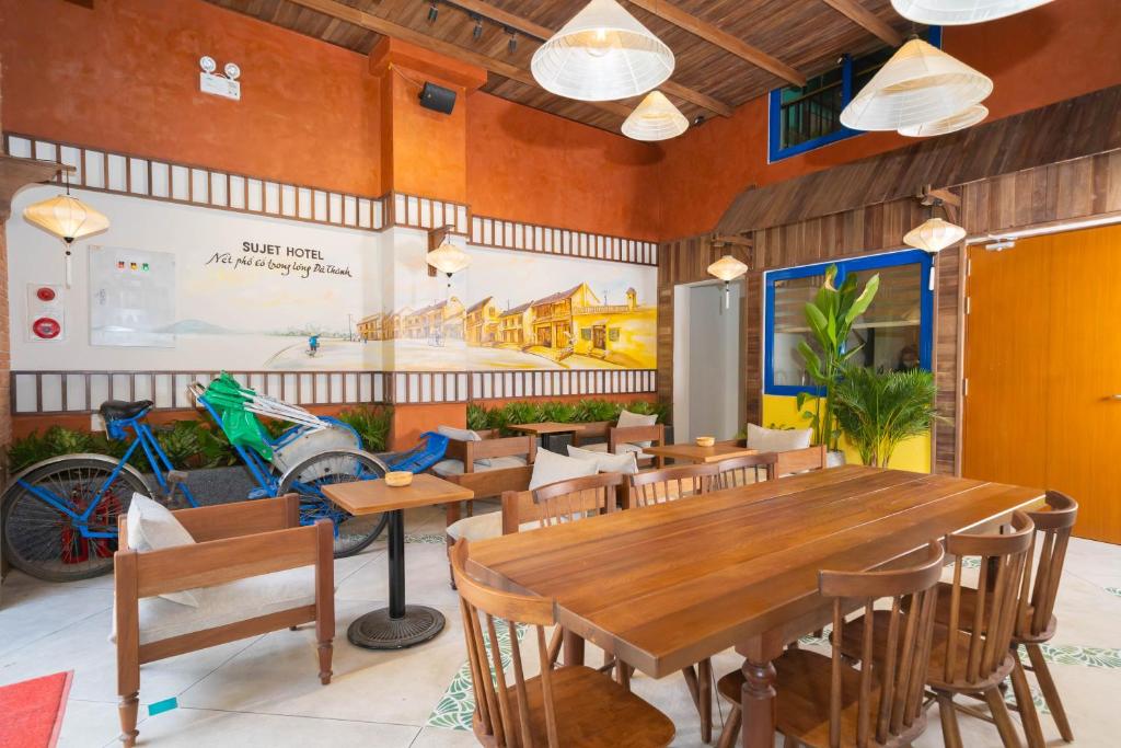 Top 18 Khách sạn gần làng bích họa Đà Nẵng: Trải nghiệm lưu trú đỉnh cao tại thành phố biển