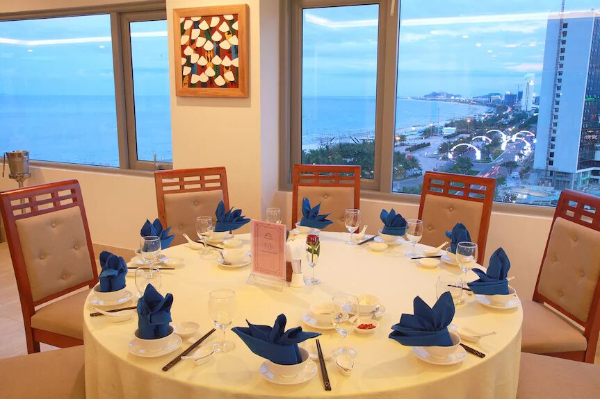 Top 20 Khách sạn gần biển và trung tâm Đà Nẵng: Khám phá tinh hoa nghỉ dưỡng cùng Sunflower Hotel