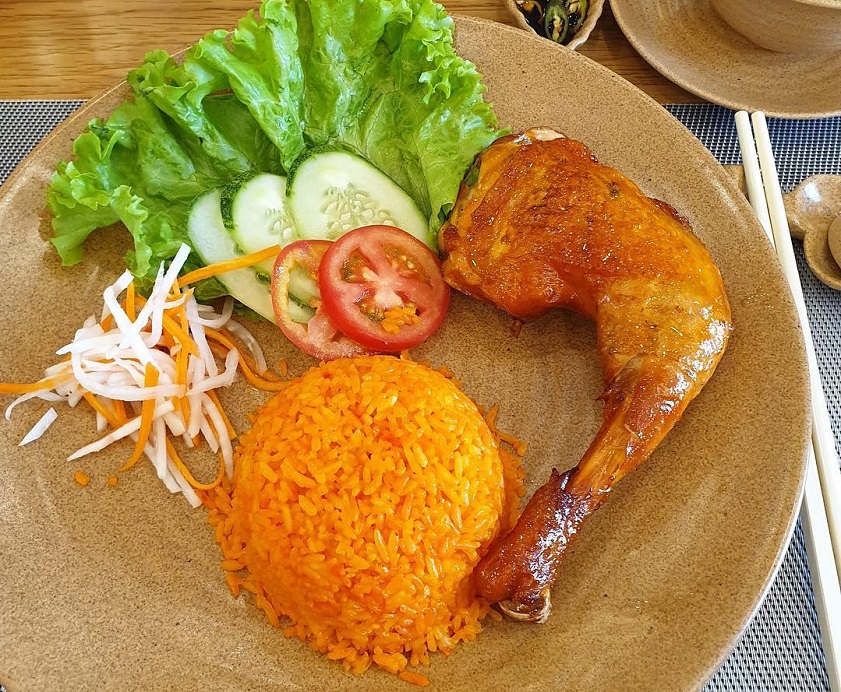 10 Quán cơm gà Đà Nẵng ngon chuẩn vị địa phương