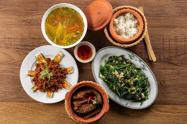 10 Quán Cơm Trưa Văn Phòng Đà Nẵng Được Dân Công Sở Yêu Thích Nhất
