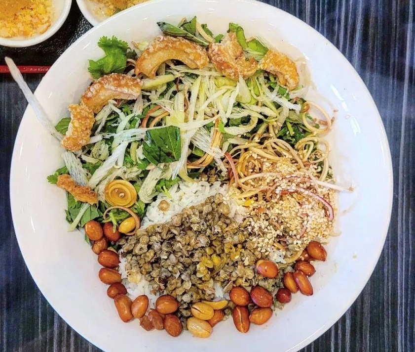 11 Quán cơm hến Đà Nẵng ngon chuẩn vị, ăn một lần là nhớ mãi