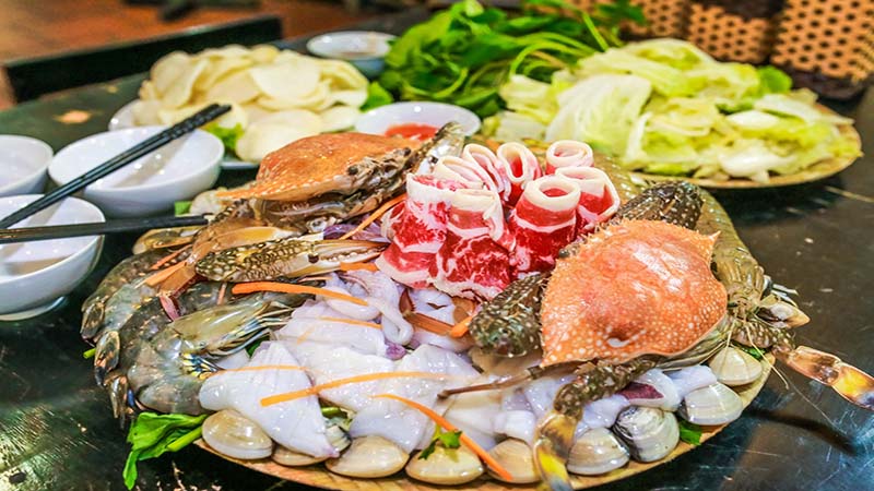 Các Món Hải Sản Ngon Ở Đà Nẵng Thưởng Thức Một Lần Là Nhớ Mãi