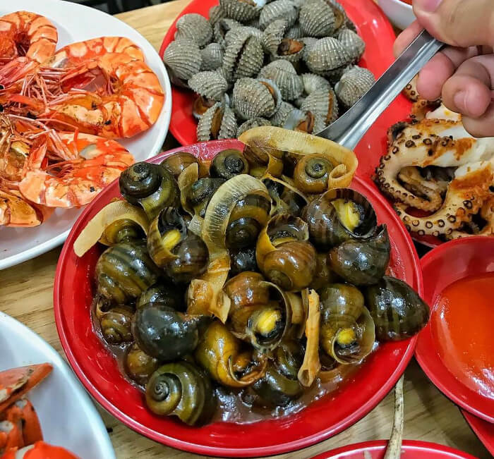 các trải nghiệm hấp dẫn tại chợ Cồn Đà Nẵng