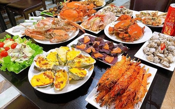 Quán ốc Hội An ngon nức tiếng, giá hợp lý cho tín đồ mê hải sản