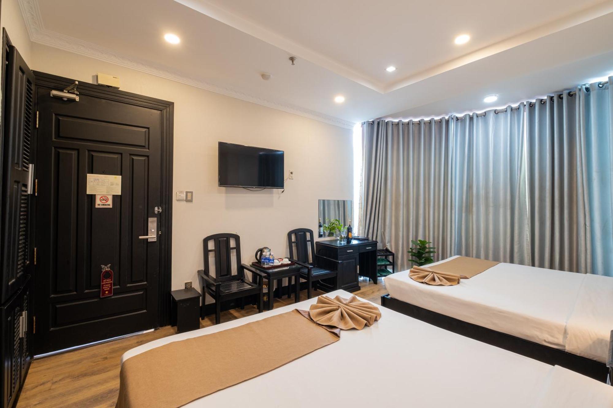 Review Adina Hotel Đà Nẵng: khách sạn 3 sao gần biển, có nhà hàng và phòng họp
