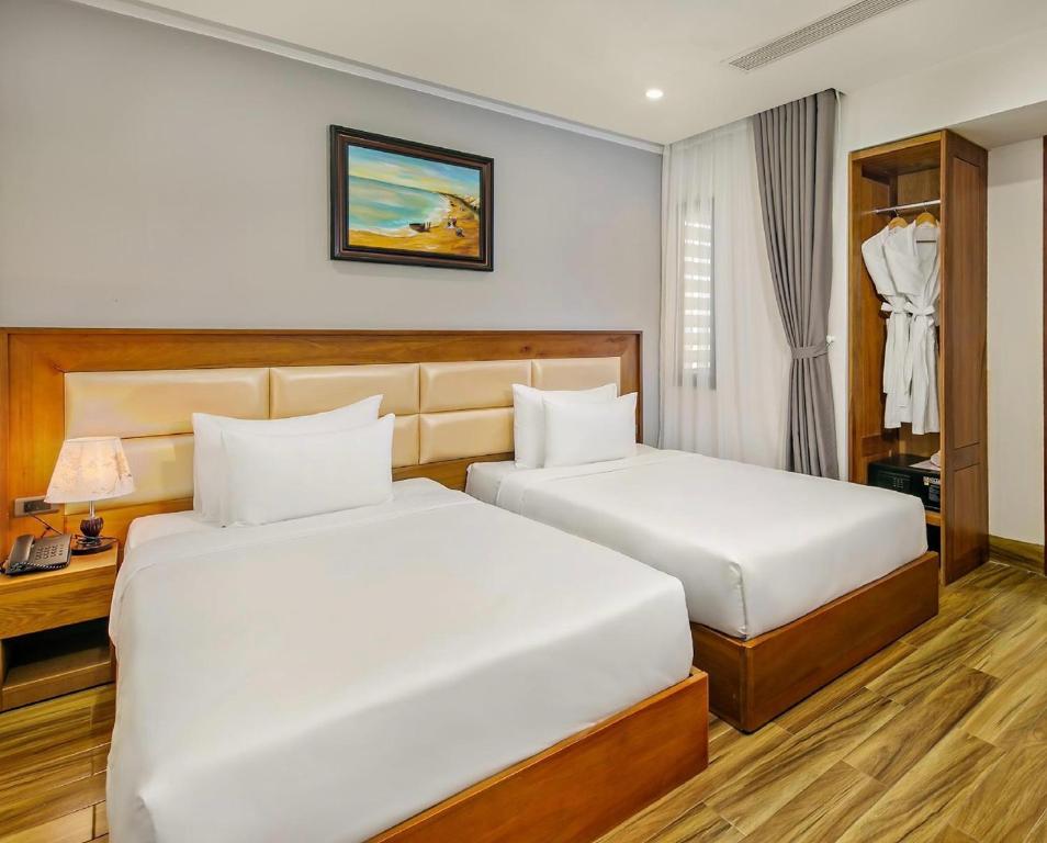 Review Alisia Beach Hotel: Vị trí, hạng phòng, tiện ích và giá tham khảo