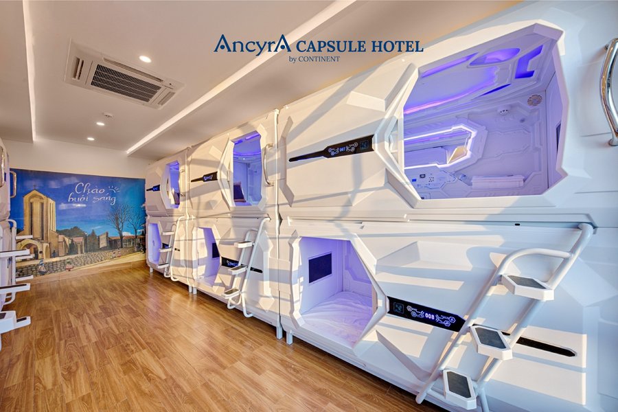 Review AncyrA Capsule Hotel – Backpackers Paradise & Rooftop Bar: khách sạn capsule Đà Nẵng có rooftop bar, gần biển