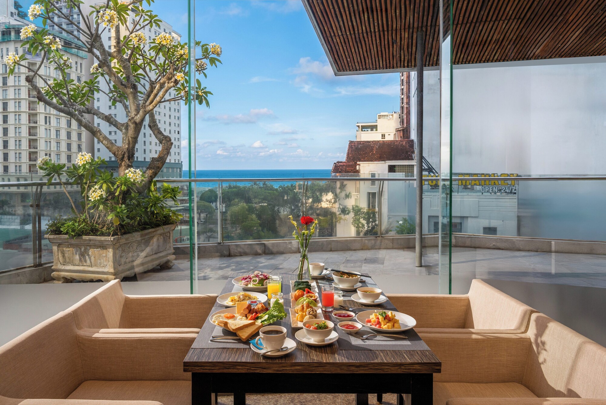 Review Avatar Danang Hotel: Đánh Giá Chi Tiết Vị Trí, Phòng Nghỉ Và Tiện Ích