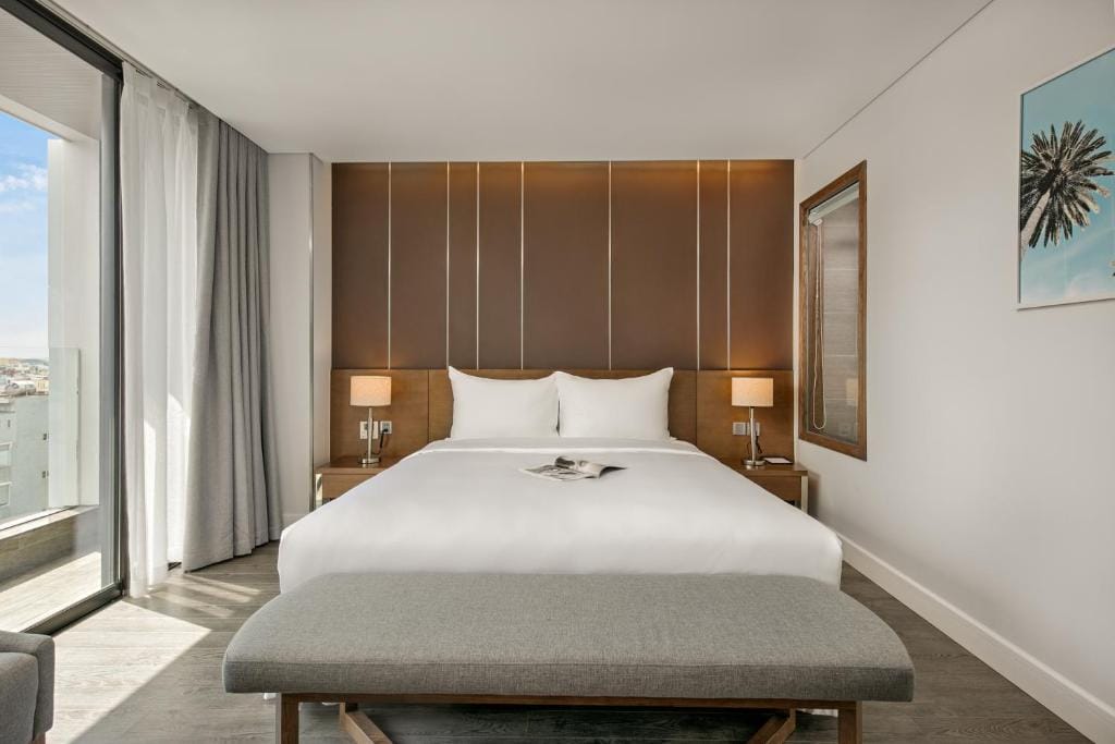 Review Avora Boutique Hotel Da Nang: Khách Sạn 3 Sao Trung Tâm Hải Châu