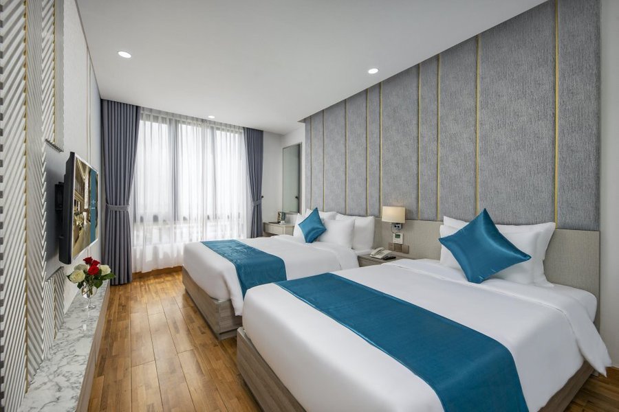 Review Calix Hotel Đà Nẵng: Khách sạn gần biển Mỹ Khê, có hồ bơi tầng thượng