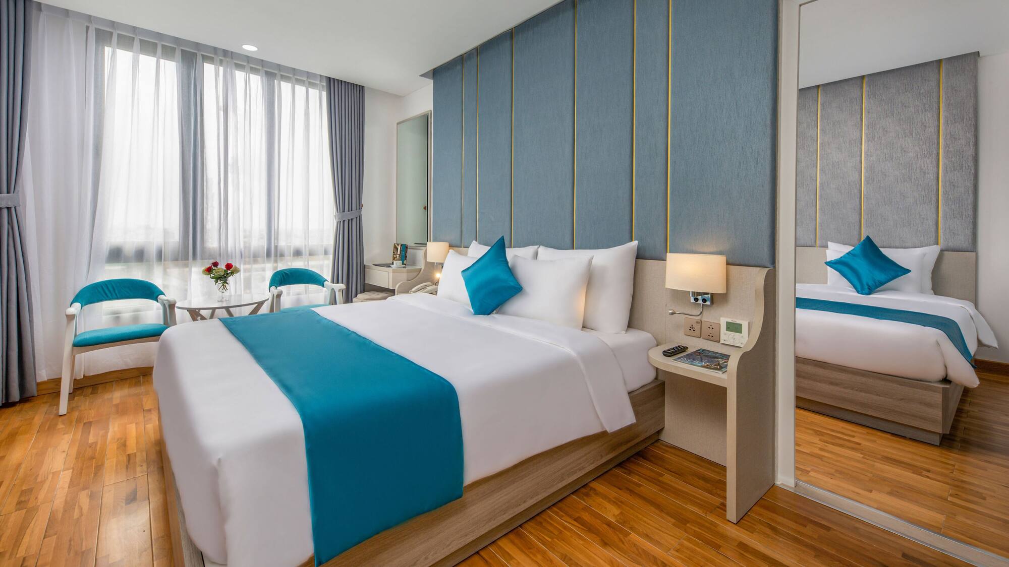 Review Calix Hotel Đà Nẵng: Khách sạn gần biển Mỹ Khê, có hồ bơi tầng thượng