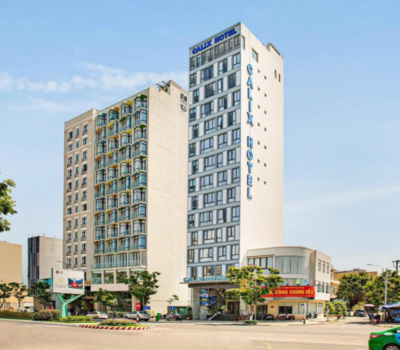 Review Calix Hotel Đà Nẵng: Khách sạn gần biển Mỹ Khê, có hồ bơi tầng thượng