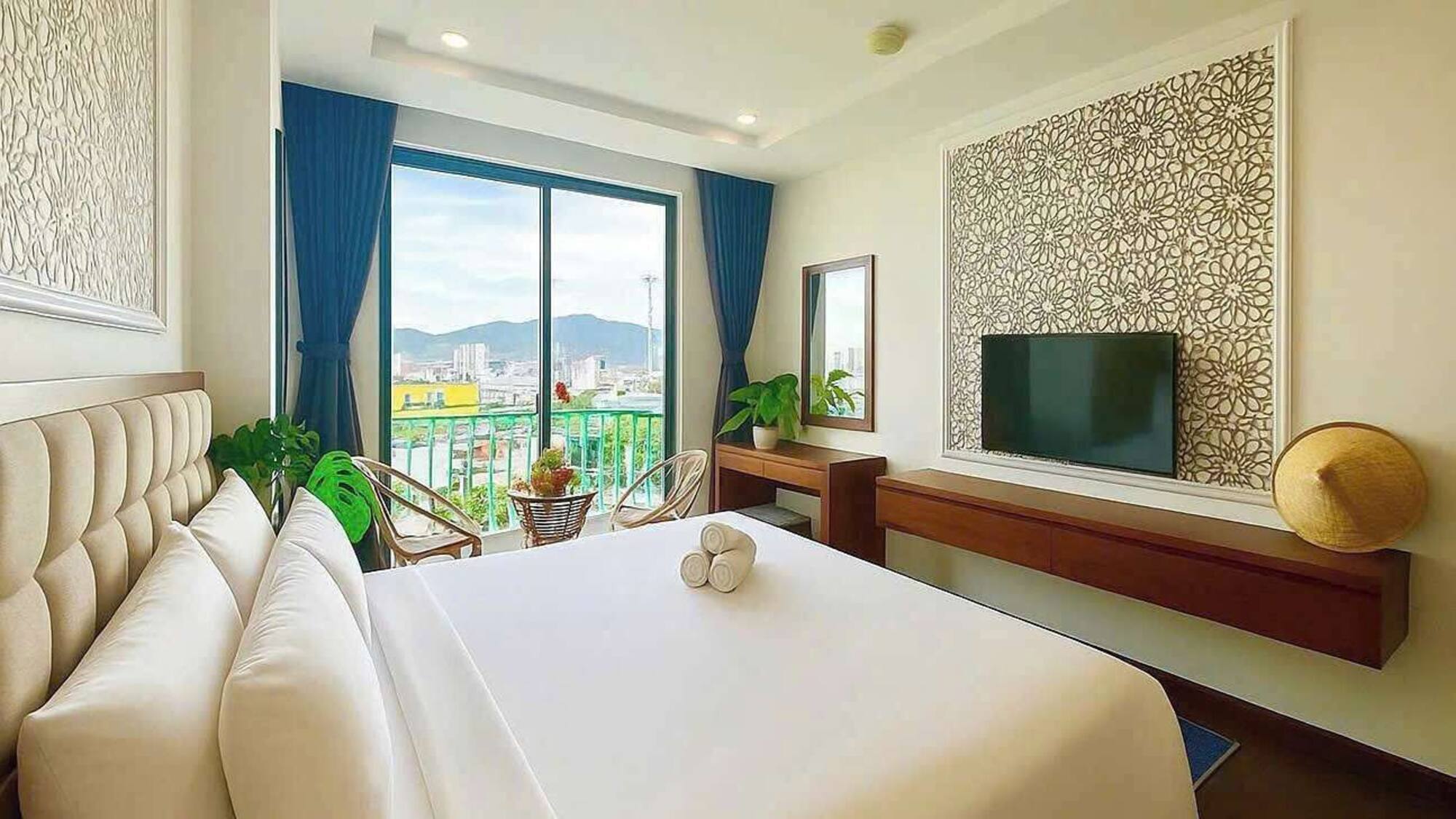Review Century Hotel Da Nang: Vị trí, tiện ích, hạng phòng và kinh nghiệm lưu trú