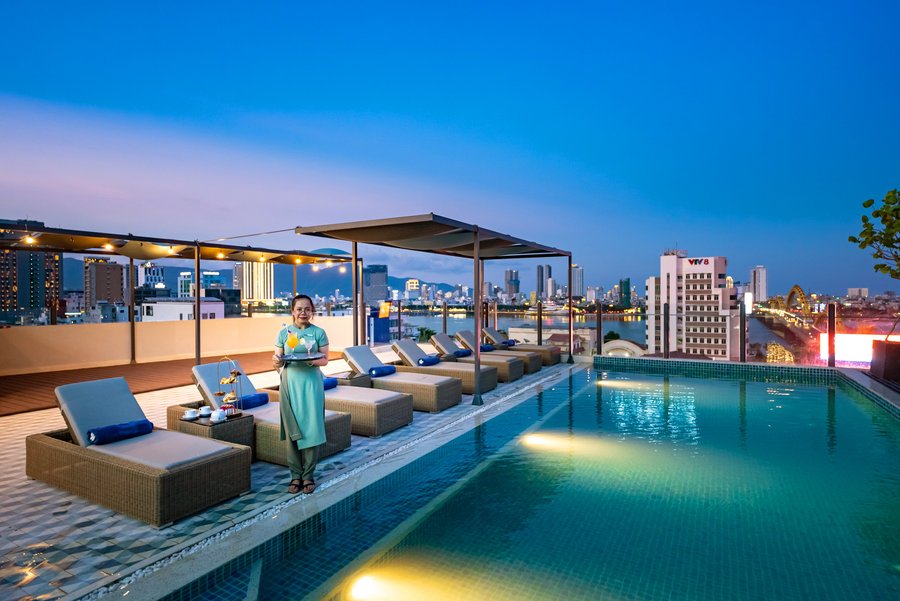 Review Cozy Danang Boutique Hotel: khách sạn 3 sao trung tâm Hải Châu, gần nhiều điểm tham quan