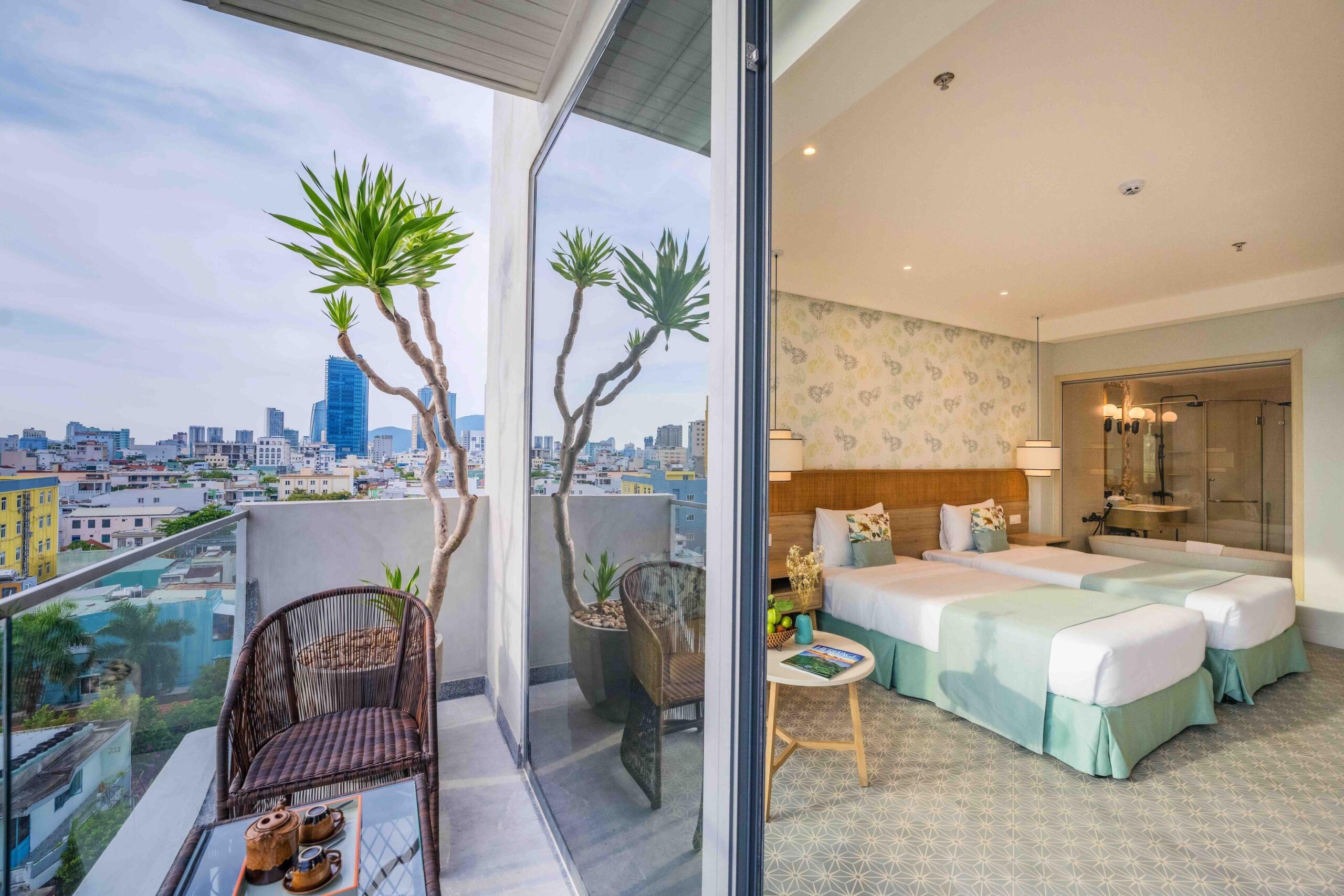 Review Cozy Danang Boutique Hotel: khách sạn 3 sao trung tâm Hải Châu, gần nhiều điểm tham quan