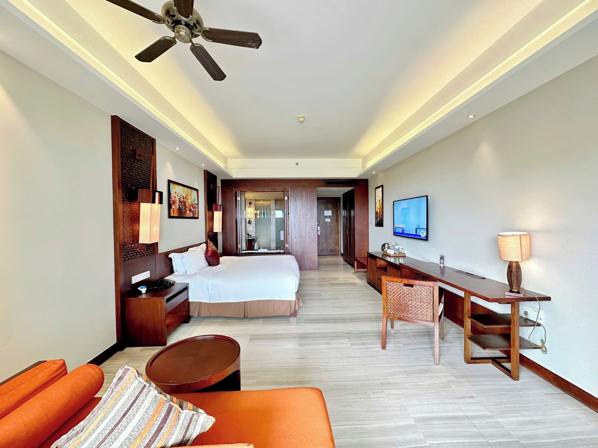 Review Crowne Plaza Danang, an IHG Hotel: 535 phòng nghỉ, tiện nghi và giá phòng tham khảo