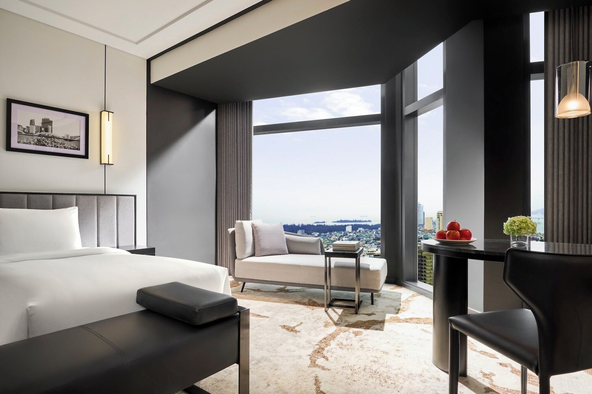 Review Crowne Plaza Danang, an IHG Hotel: 535 phòng nghỉ, tiện nghi và giá phòng tham khảo