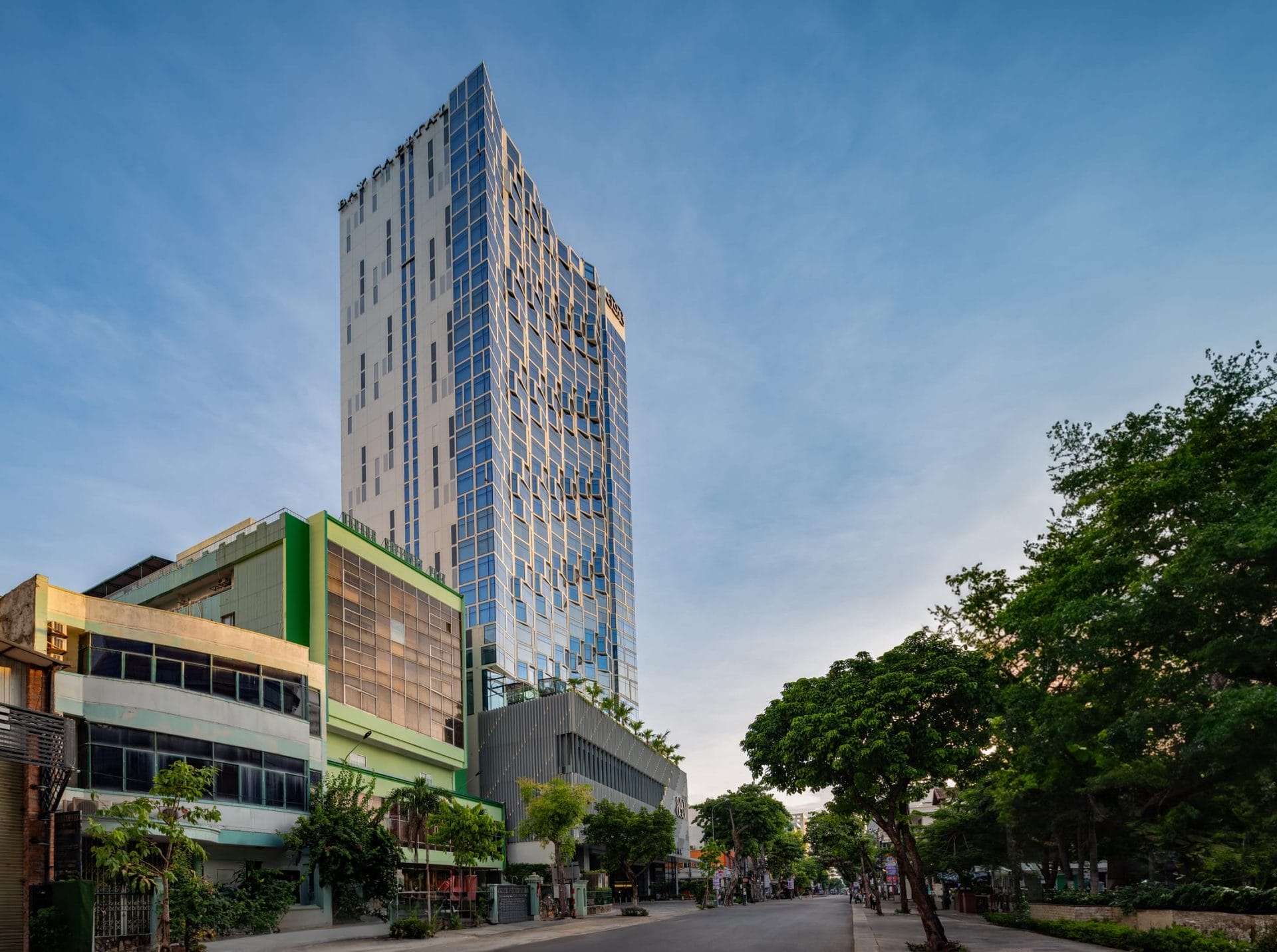 Review Crowne Plaza DANANG CITY CENTRE by IHG: Khách sạn 5 sao trung tâm Hải Châu
