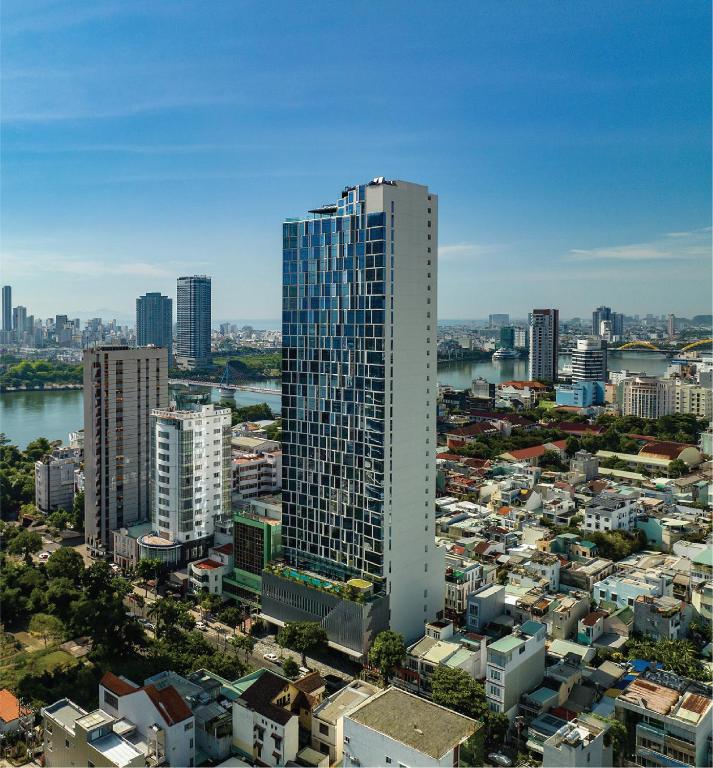 Review Crowne Plaza DANANG CITY CENTRE by IHG: Khách sạn 5 sao trung tâm Hải Châu