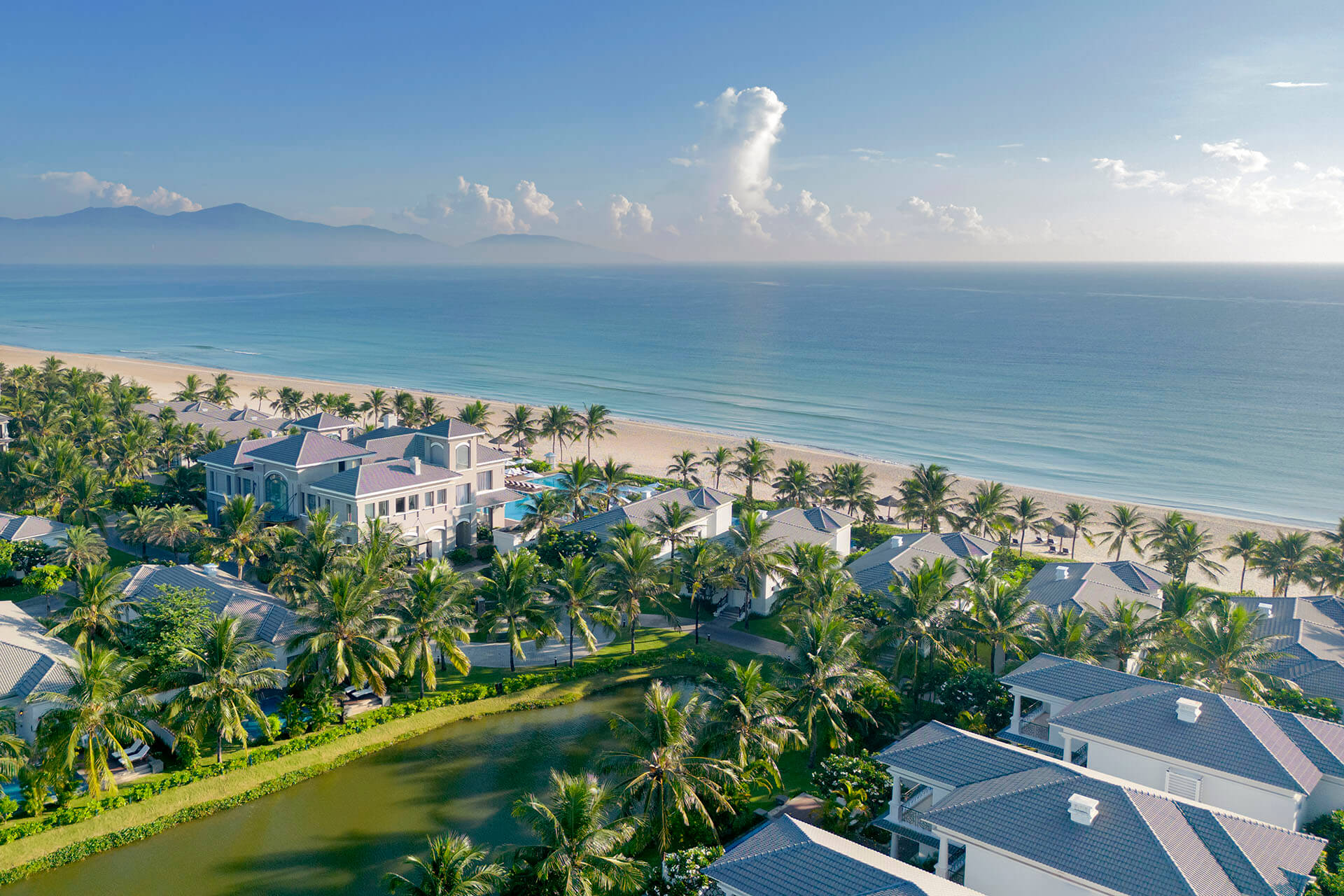 Review Danang Marriott Resort & Spa, Non Nuoc Beach Villas: nghỉ dưỡng villa biển Non Nước