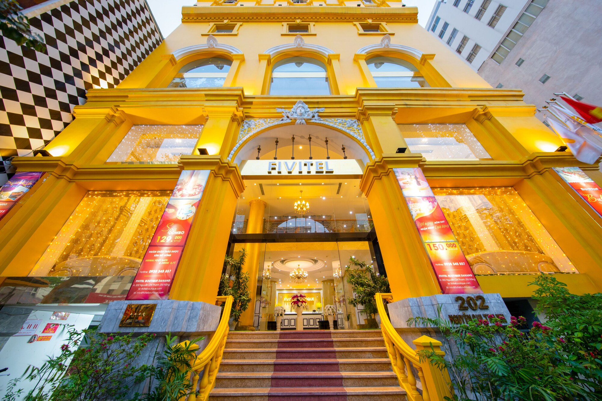 Review Fivitel Boutique Da Nang: Khách sạn 4 sao mang dáng dấp lâu đài châu Âu tại trung tâm Đà Nẵng