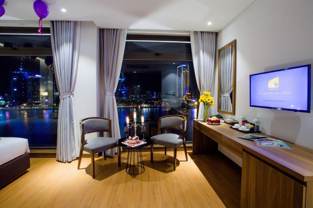 Review Glamour Hotel Da Nang: Khách sạn 3 sao bên sông Hàn có gì nổi bật?