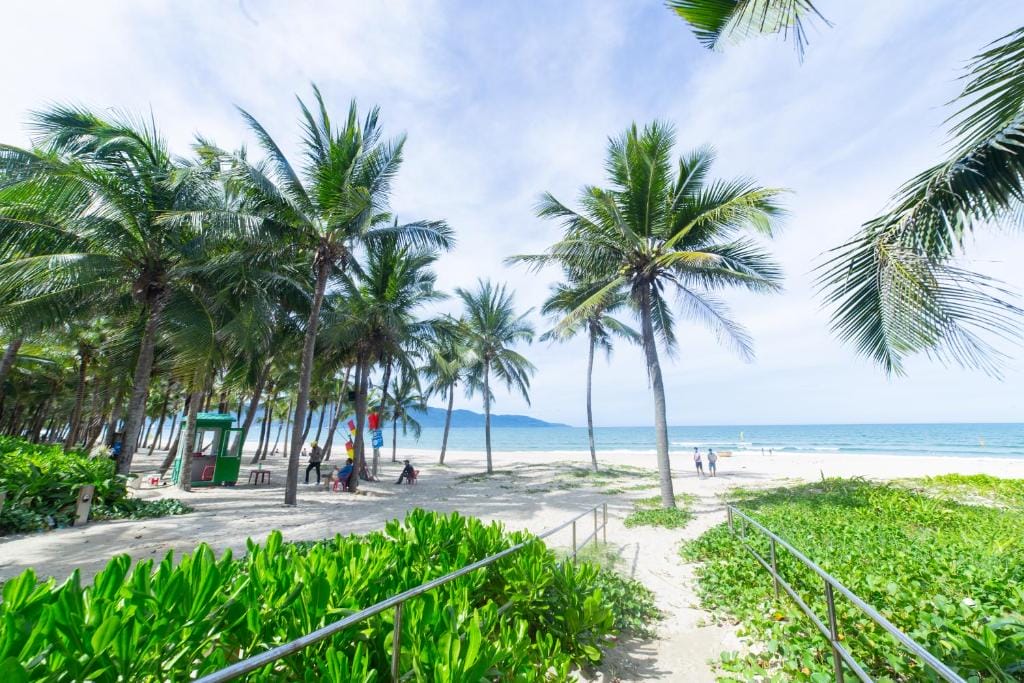 Review Gold Coast Danang: Khách sạn 3 sao gần biển Mỹ Khê có gì nổi bật?